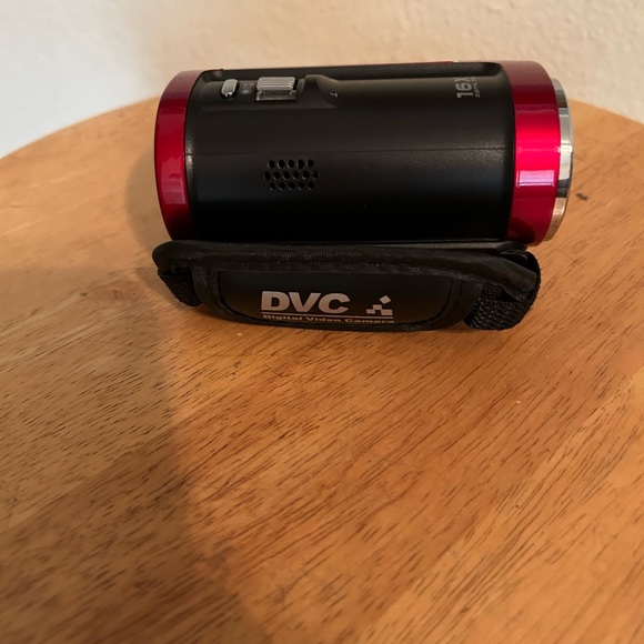 DVC camera - Picture 3 of 3